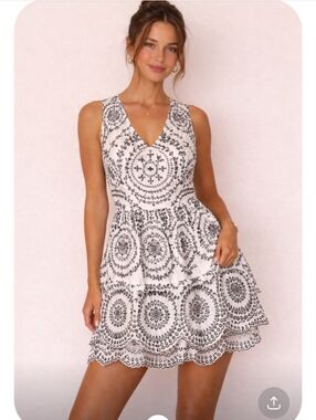 Express Black White Embroidered Eyelet Tiered Scalloped Dress XS